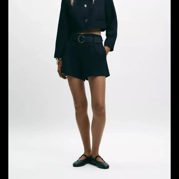 NWT Zara Black Faux Leather Belt with Gold Buckle - Picture 3 of 3